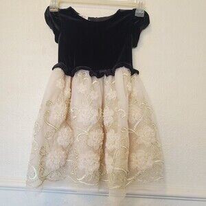 Iris and Ivy Size 24M Girl’s Black Velvet Lace Cream Formal Dress